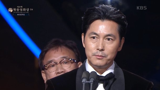 [Y현장] 디즈니+, &apos;혼외자 스캔들&apos; 정우성 복귀에 배우 사생활