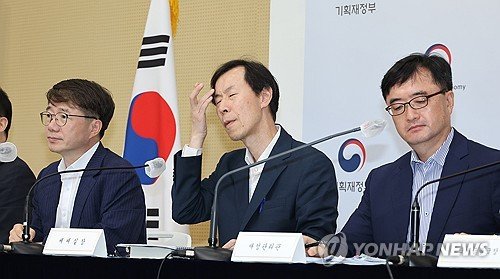 전망 대비 14.8% 세수 오차…3년 연속 체면 구긴 기재부종합