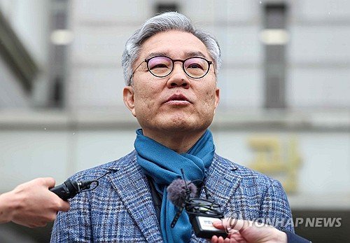 최강욱, 기자 명예훼손 벌금 1천만원…1심 무죄 뒤집혀종합