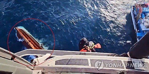통영 전복 어선 실종자 1명 추가 발견…선내 발견 3명은 사망