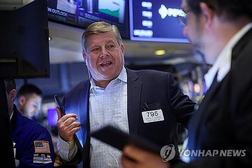 물가 우려에도 美 Samp;P 500 최고 마감…엔비디아 7%↑종합