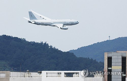 레바논 체류 국민 등 97명 군수송기로 귀국…서울공항 도착종합