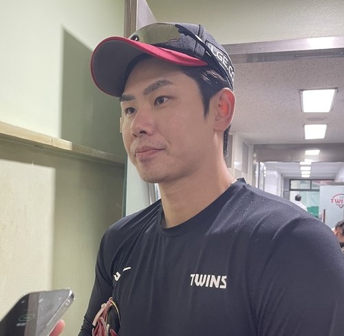 홍창기 경기 준비