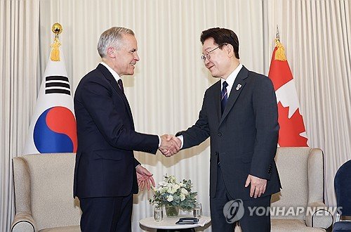 방사청 관계자 "캐나다, 잠수함 사업자 발표전 예의 다해 소통"