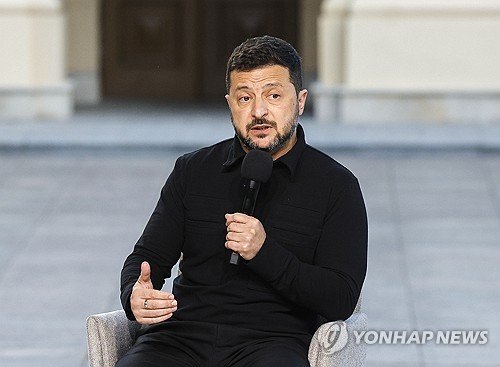 젤렌스키 "푸틴, 11월 美선거 전 트럼프에 외교성과 안길수도"