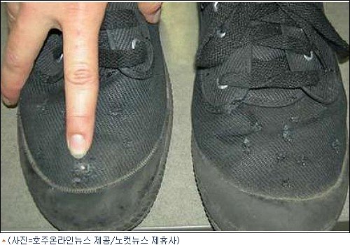 신발 '몰카'로 4년간 여승객 치마속 촬영 : 네이트 뉴스