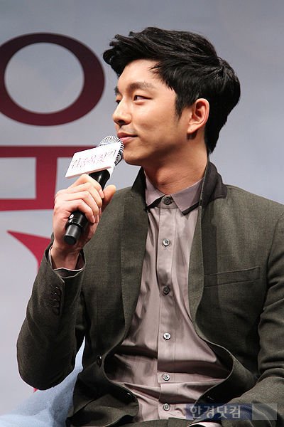 날카로운 턱선 운동