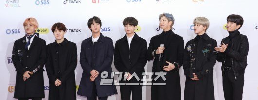 방탄소년단 2018년,함께 하는 일년 포토]2018 최고의 스타 '방탄소년단' : 네이트 연예