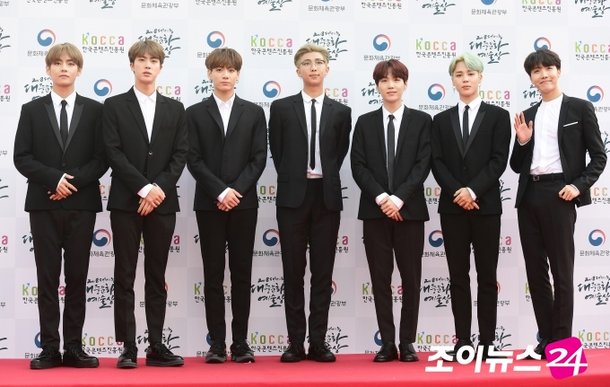 창간14년]방탄소년단, 찬란했다…2018 연예계 파워피플 : 네이트 연예