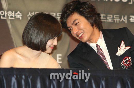 Md포토] 구혜선 '이민호와 다정하게 대화중' : 네이트 연예