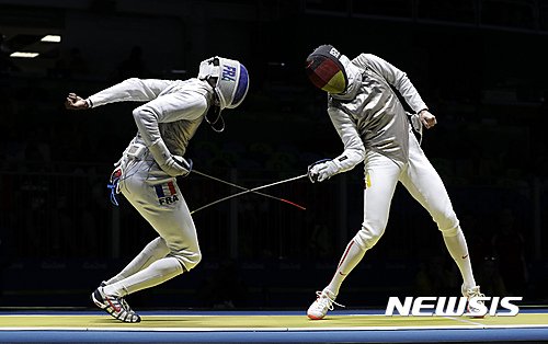 ë¦¬ìš°2016 ä½› íŽœì‹± ì„ ìˆ˜ ê²½ê¸° ì¤' íœ´ëŒ€í° ë–¨ê¶ˆ ë„¤ì´íŠ¸ ë‰´ìŠ¤
