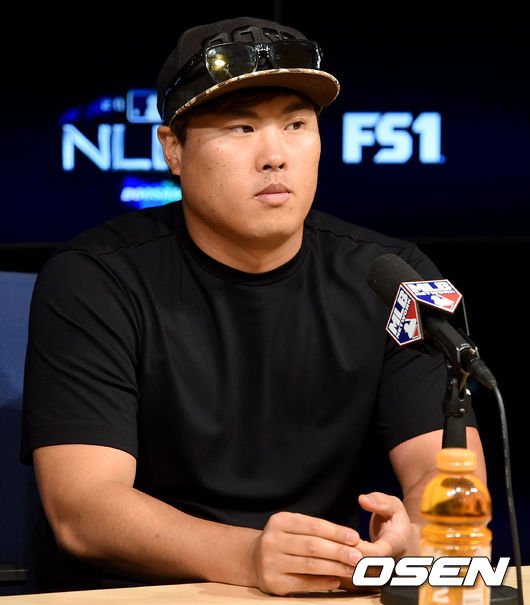 ì˜¤ ìŽˆ í˜„ìž¥ ì‚¬ì´ì˜ìƒ í›„ë³´ ê¸°ìžíšŒê²¬ìž¥ ì 'ìˆ˜í•œ ë¥˜í˜„ì§„ì˜ ìœ„ìƒ ë„¤ì´íŠ¸ë‰´ìŠ¤