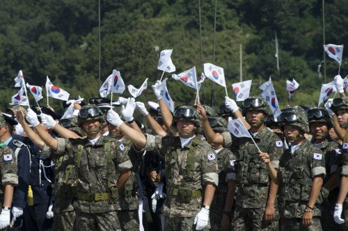 박수찬의 軍] 대한민국 군인들은 '뼛속까지' 친미주의자일까 : 네이트 뉴스
