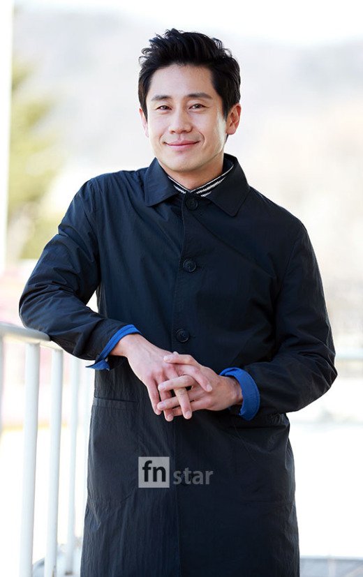 【申河均(40岁)姜河那(25岁)姜汉娜(26岁)】【采访】影片《《纯真年代