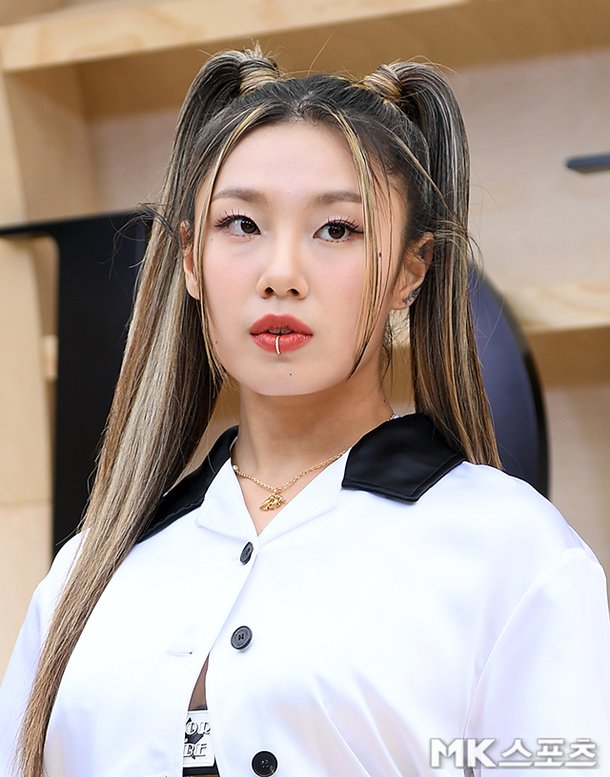 리정 '사로잡는 매력' [MK포토] : 네이트 연예