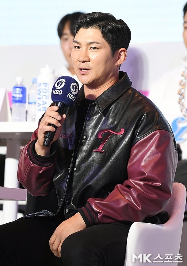 &amp;#39;LG 주장&amp;#39; 오지환, 팬과의 약속 &amp;quot;한국시리즈 우승과 상관없이 결혼식 사회 보겠습니다&amp;quot; [MK한남] : 네이트 스포츠