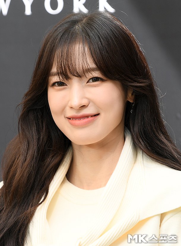 아린 '가로수길에서 만난 첫사랑 비주얼 OMG!' [★현장] : 네이트 연예