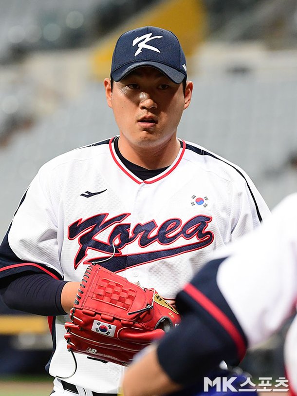 '사생활 논란' 나균안 낙마-> MLB+김하성 격돌 서울시리즈 9명 교체 최종 명단 발표 [공식발표] : 네이트 스포츠