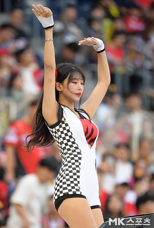천소윤 치어리더 2024 KIA 타이거즈 응원 모습