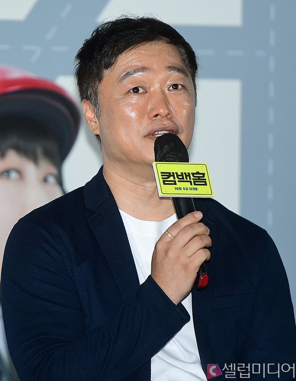 [셀럽포토]'컴백홈' 연출 맡은 이연우 감독 : 네이트 연예