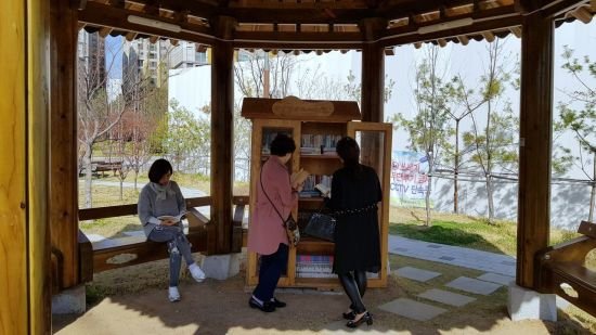 명독서실 사진