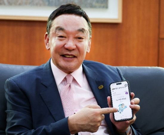 "남자골프 '찐팬', 비즈니스맨 협회장 초석되고파" : 네이트 스포츠 "남자골프 '찐팬', 비즈니스맨 협회장 초석되고파" : 네이트 스포츠