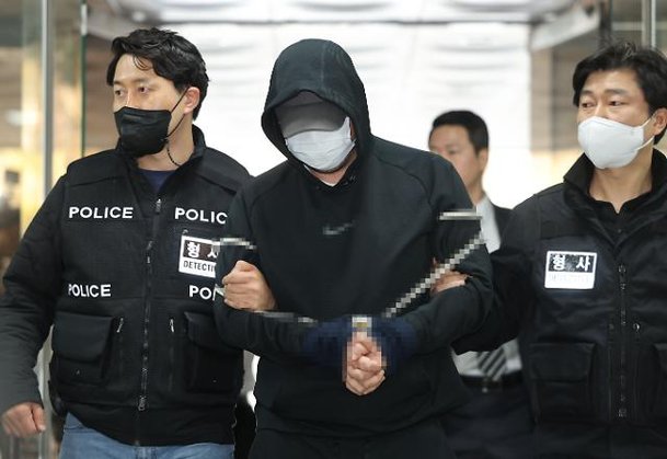 '강남 납치·살인 사건' 배후 의혹 재력가 부부 아내, 오늘 구속영장 심사 : 네이트 뉴스