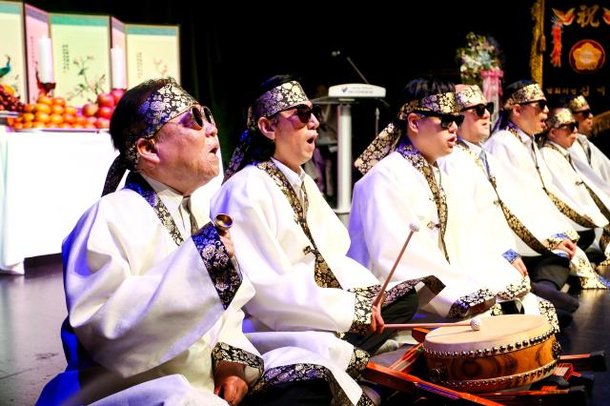 VISUALS: Seoul's blind ritual chanting preserved through generations ...
