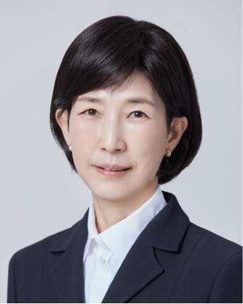 Samyang Foods promotes Buldak architect Kim Jung-soo to chair : 네이트 뉴스