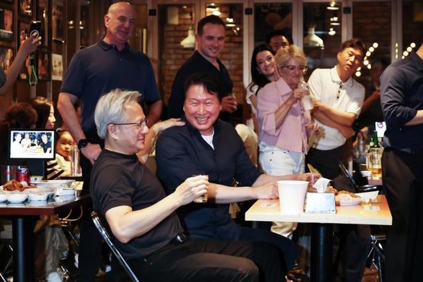 Nvidia's Huang, SK's Chey solidify AI partnership over chicken and ...