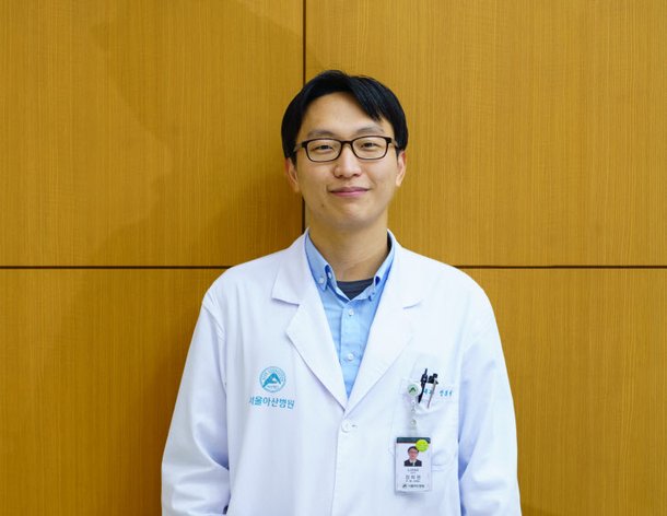21세기장성아카데미, 아산병원 노년내과 정희원·임상조 교수 강연 : 네이트 뉴스 21세기장성아카데미, 아산병원 노년내과 정희원·임상조 교수 강연 : 네이트 뉴스