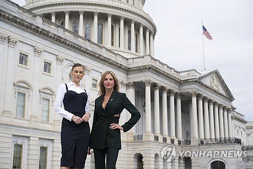 Celebrity advocates lobby Congress to pass the Humane Cosmetics Act ...