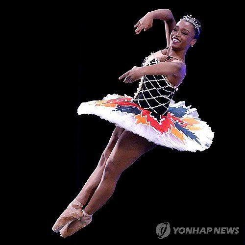 APTOPIX Illinois Daily Life Ballet Auditions : 네이트 뉴스
