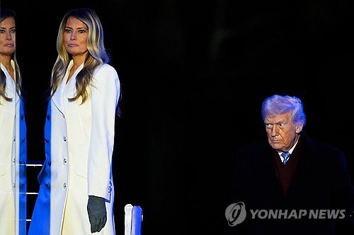 Trump Christmas Tree : 네이트 뉴스