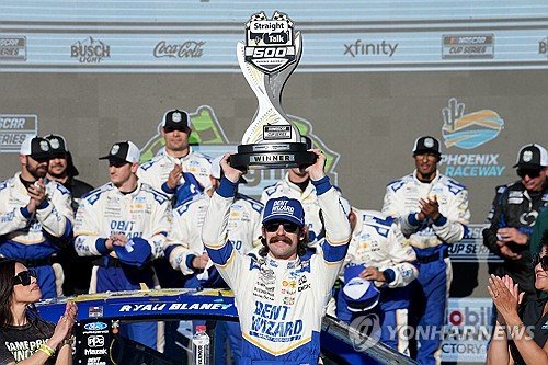NASCAR Phoenix Auto Racing : 네이트 뉴스