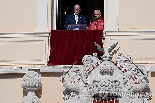 Monaco Pope : 네이트 뉴스