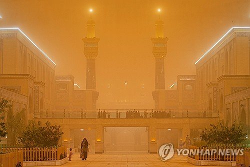 APTOPIX Iraq Dust Storm : 네이트 뉴스