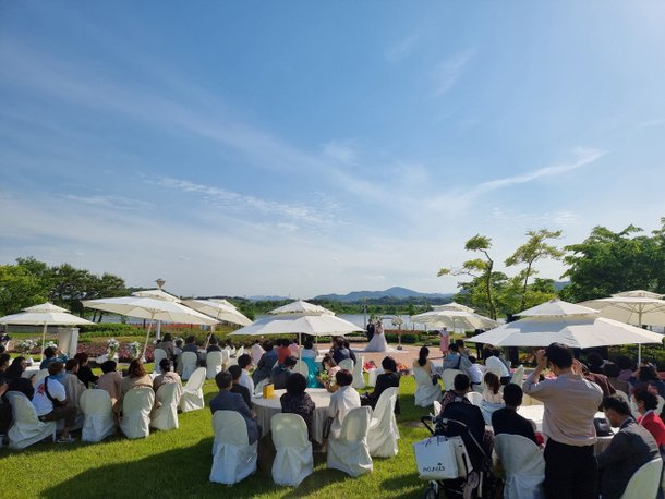상주시, 작은결혼식 1호커플 탄생 : 네이트 뉴스