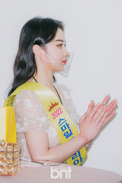 [bnt포토] 재능상 권은지 '얼굴 옆라인이 예술'(스마일퀸코리아 선발대회 2022) : 네이트 뉴스