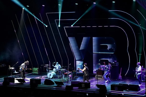 YB, 전국 투어 콘서트 '2024 YB TOUR LIGHT ; INFINITY' 폭발적인 반응…N차 공연 열풍 : 네이트 연예