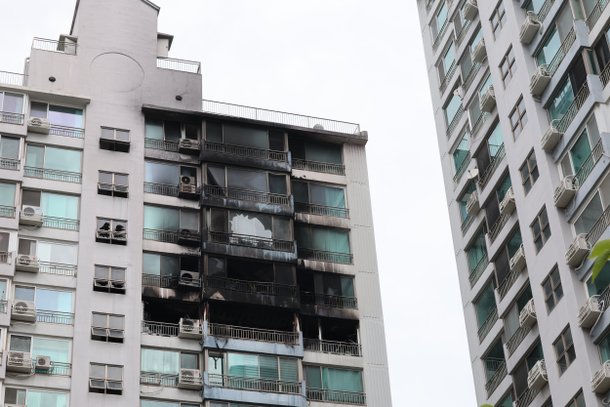 [Minute to Read] 2 dead, 13 injured in Seoul apartment fire : 네이트 뉴스