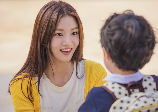 올해의 발견, 정호연·이유미·김지은·이세희 : 네이트 연예