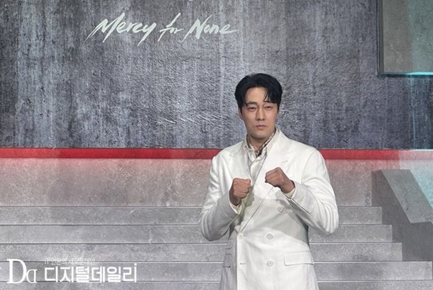 [현장] 각색 더해진 넷플릭스 '광장'…