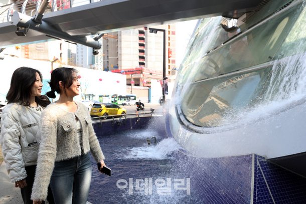 [포토] 도심 속 시원한 물줄기 : 네이트 뉴스