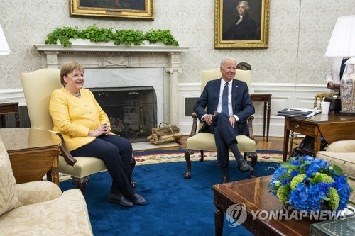 USA GERMANY BIDEN MERKEL : 네이트 뉴스