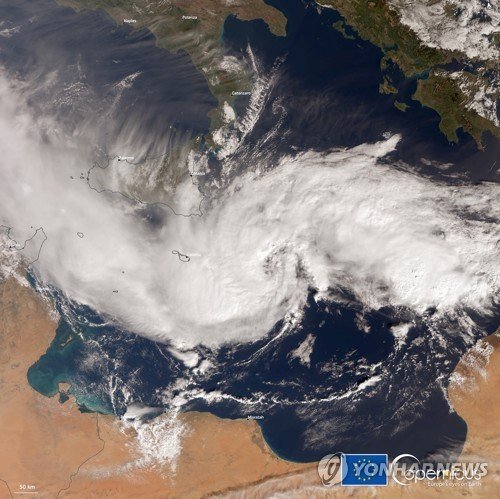 ITALY WEATHER CYCLONE APOLLO : 네이트 뉴스
