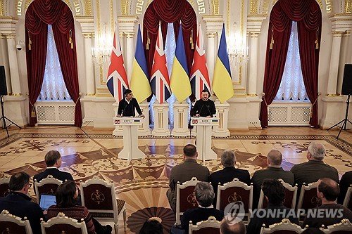 UKRAINE BRITAIN DIPLOMACY : 네이트 뉴스