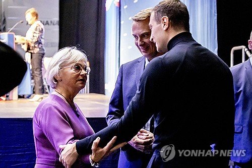DENMARK PARTIES : 네이트 뉴스