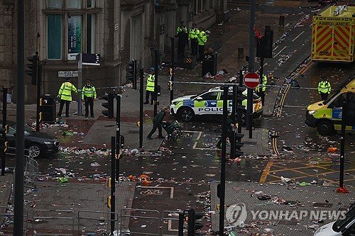 BRITAIN LIVERPOOL INCIDENT : 네이트 뉴스