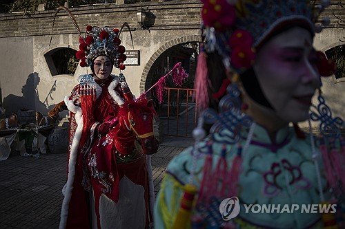 CHINA LI CHUN : 네이트 뉴스